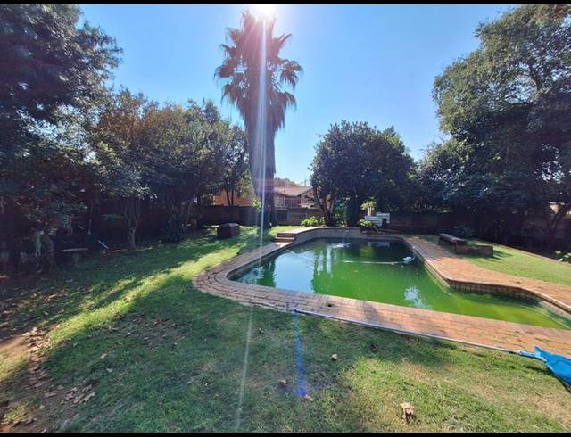 4 BEDROOM HOUSE FOR SALE IN VALHALLA